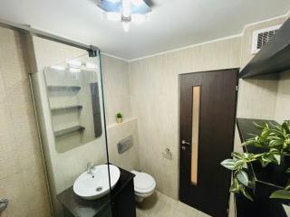 Quiet 2BR Apartment in Roman with Private Parking and AC - 6