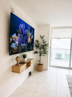 Breezy Bayfront in Heart of Brickell- Free Parking - 4