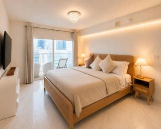 Breezy Bayfront in Heart of Brickell- Free Parking - 1