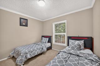 Luxury 3BR House Near NRG, GRB & Downtown - 2