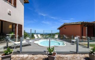 2 Bedroom Nice Apartment In Sant'angelo In Vado - 9
