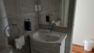 1 Double, 2 single, 2 Double Sofa Beds, Apartment 4 - 6