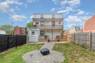 Downtown 4BR | Stadiums + Game Room + Fire Pit - 2