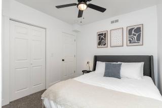 Downtown 4BR | Stadiums + Game Room + Fire Pit - 1