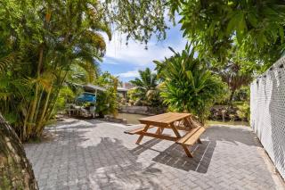 Moorea Mahana house with Private Canal to Lagoon - 0