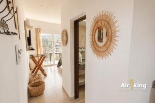 Suites Amplias y Comfortables - Con Balcon, Parquizado, Asador y Pileta - 7