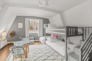 Walk to Water, Kayaks Included, Updated Home - 1