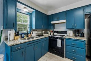 2BR Apt 8 mins Integris Children's - 7