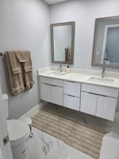 Lake Osborne Pool Home BBQ 3BR 10 Min to Delray Beach - 3