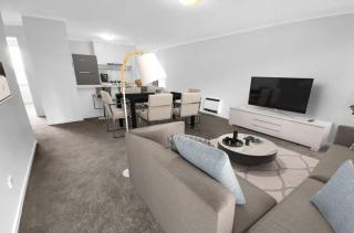 Stylish Family Home City Condos - 4