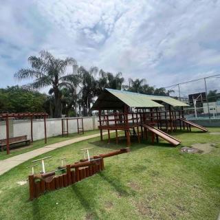 Apto com piscina 2 quartos com suíte - 2