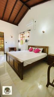 Cinnamon canopy stay - 4