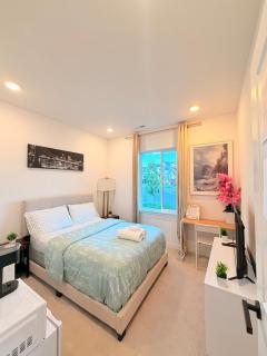 Cozy Private Room, Room 1, Near Seattle and Mt Rainier, Quiet and Comfy Stay - 7