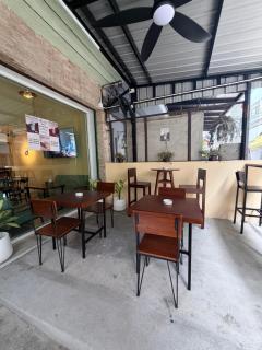 Eve's House - 6