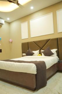 Hotel Urban Crown - 3