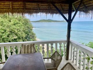 Direct Beach Access Rustic House with Private Pool - 2