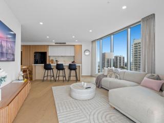 2 BR Panoramic Gold Coast Views - Luxury High-Rise - 8