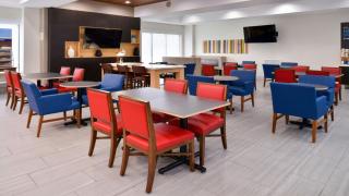 Holiday Inn Express Hotel & Suites La Place by IHG - 7
