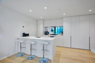 Melbourne Square Luxury Retreat - Spacious Southbank Stay with Spa, Sauna & Gym - Melbourne - 1