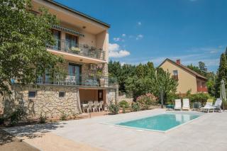 200m to Beach Family House with Garden at super location - 8