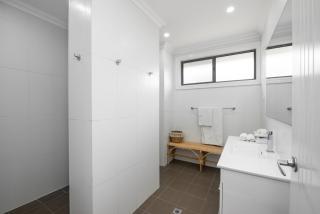 4 Bedroom Luxury Home in South Perth - 3