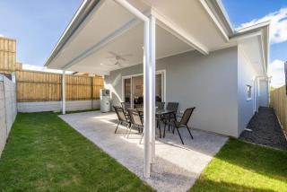 NEW 4BR Modern Family Home WiFi & Central AC - 8