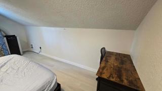 Cozy 2BR Near Downtown Auburn - 9