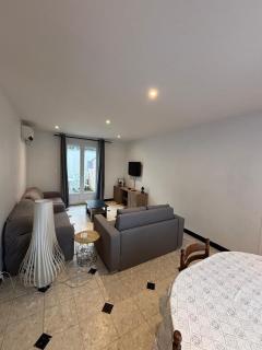 Air-conditioned house, private parking, private terrace - 5