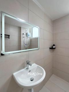 Vista Tiara MBW Bay Forest view near Danga Bay - 1