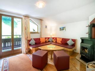 Chalet in Tirol by Zillertal Ski Slopes - 9