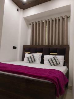 Hariom Home stay - 0