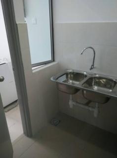 Uni Residences Apartment - 2