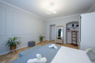 Elegant 2BR House Escape in Vibrant Avlabari - 6
