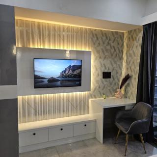 Galaxy blue sapphire studio - 3