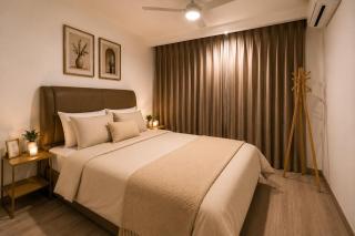 Peaceful Couple Stay - Pool, Metro & Shops Nearby - 7