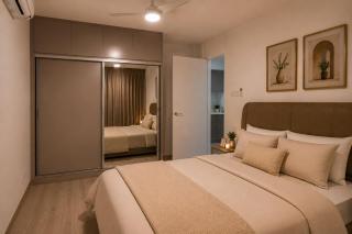 Peaceful Couple Stay - Pool, Metro & Shops Nearby - 7