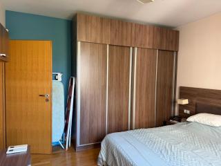 Spacious modern city centre apartment - 4