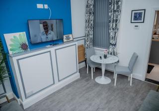 Spacious Modern 4 Bed Room House, Near Liverpool City Centre, Sleeps 1-7, Free Parking & WiFi - 7
