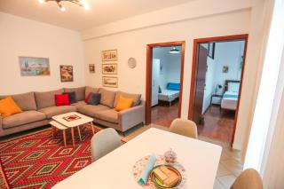 Tirana Views Apartment - Comfy and Spacious - 2