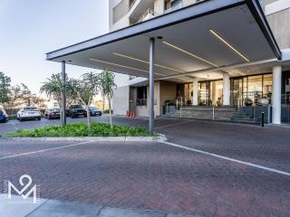 Menlyn Maine Luxury Rentals - Pretoria - 3