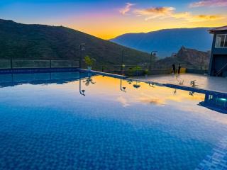 The Divine Hills Resort Suites with Private Pool Near IIM Udaipur - 5