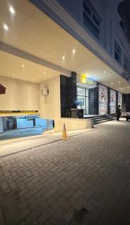 Executive 1 BHK Gulberg ,Smooth Self Checkin - 9