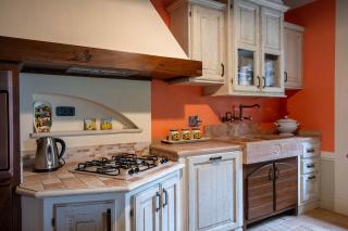 PODERE BELLARIA 18&2, Emma Villas - 6