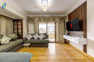 The Luxe Loft 2BDR Apt 15 Min To Airport - 0