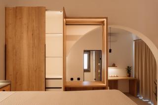 Ios Panoramic Sea view stylish suite with pool - 9