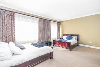 Bryanston stays - 3