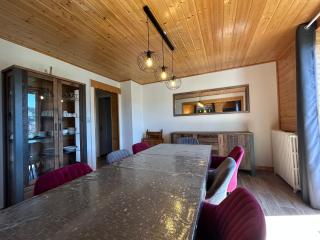 Appartement Etage Chalet à 300m du lac de Gérardm - 9