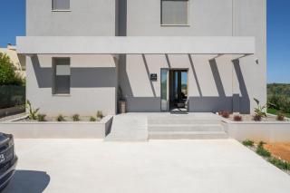 Villa Aska - Deluxe 4BR with Pool, 15' from Chania - 4