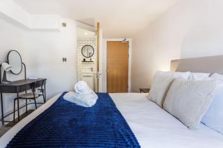 Burgess Mill - 3-Bed Apartment with Gated Parking - 9