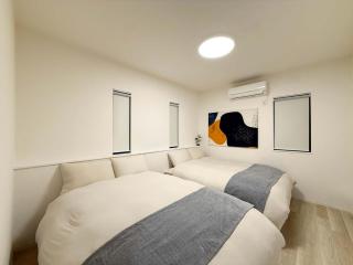 b hotel EIGHT VILLA KAMINOBORI - Free Parking New Entire 3BR House in Quiet Area - 3